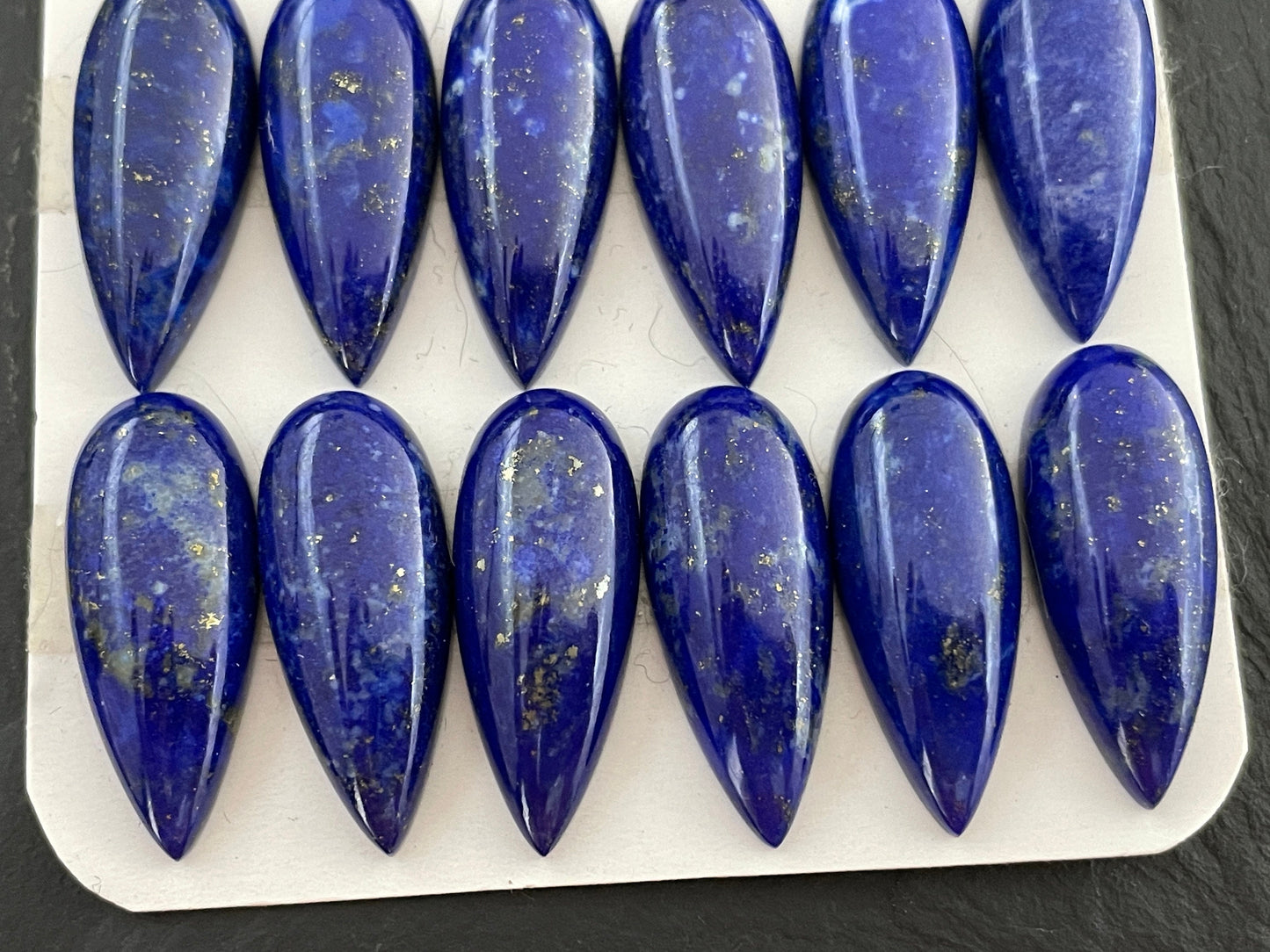 Lapis Lazuli pear 10x25mm cabochon - Calibrated Cabochons