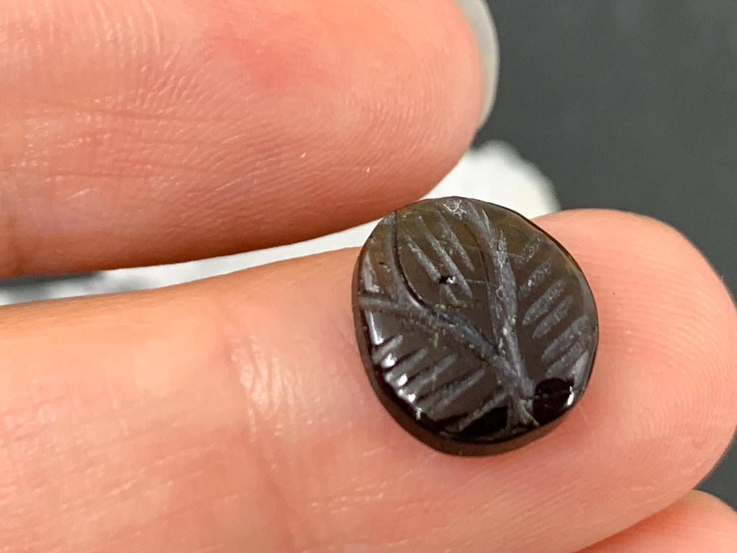Carved Tourmaline 10x11x25mm cabochon