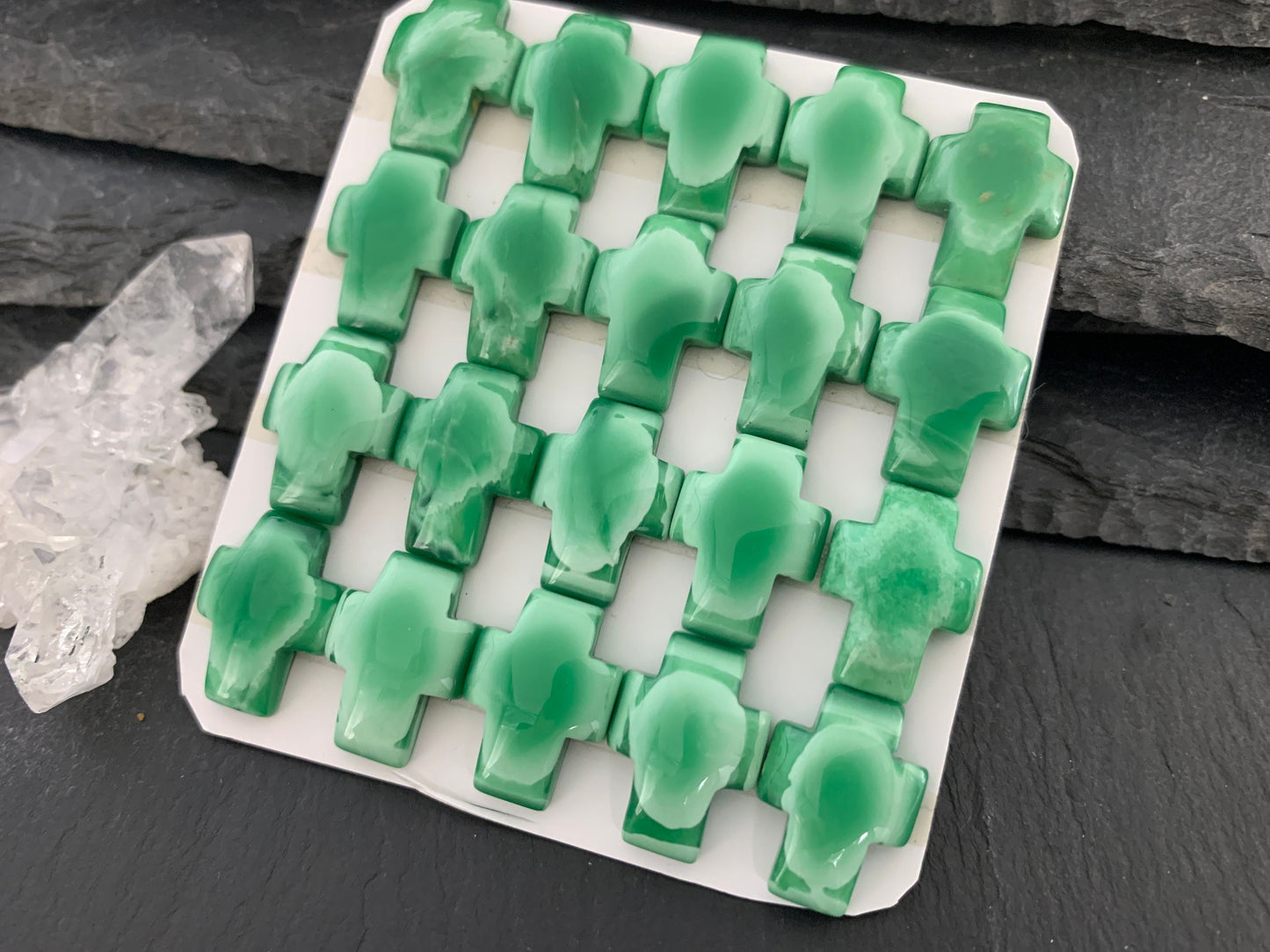 Variscite cross 12x16mm cabochon - Calibrated cabochons