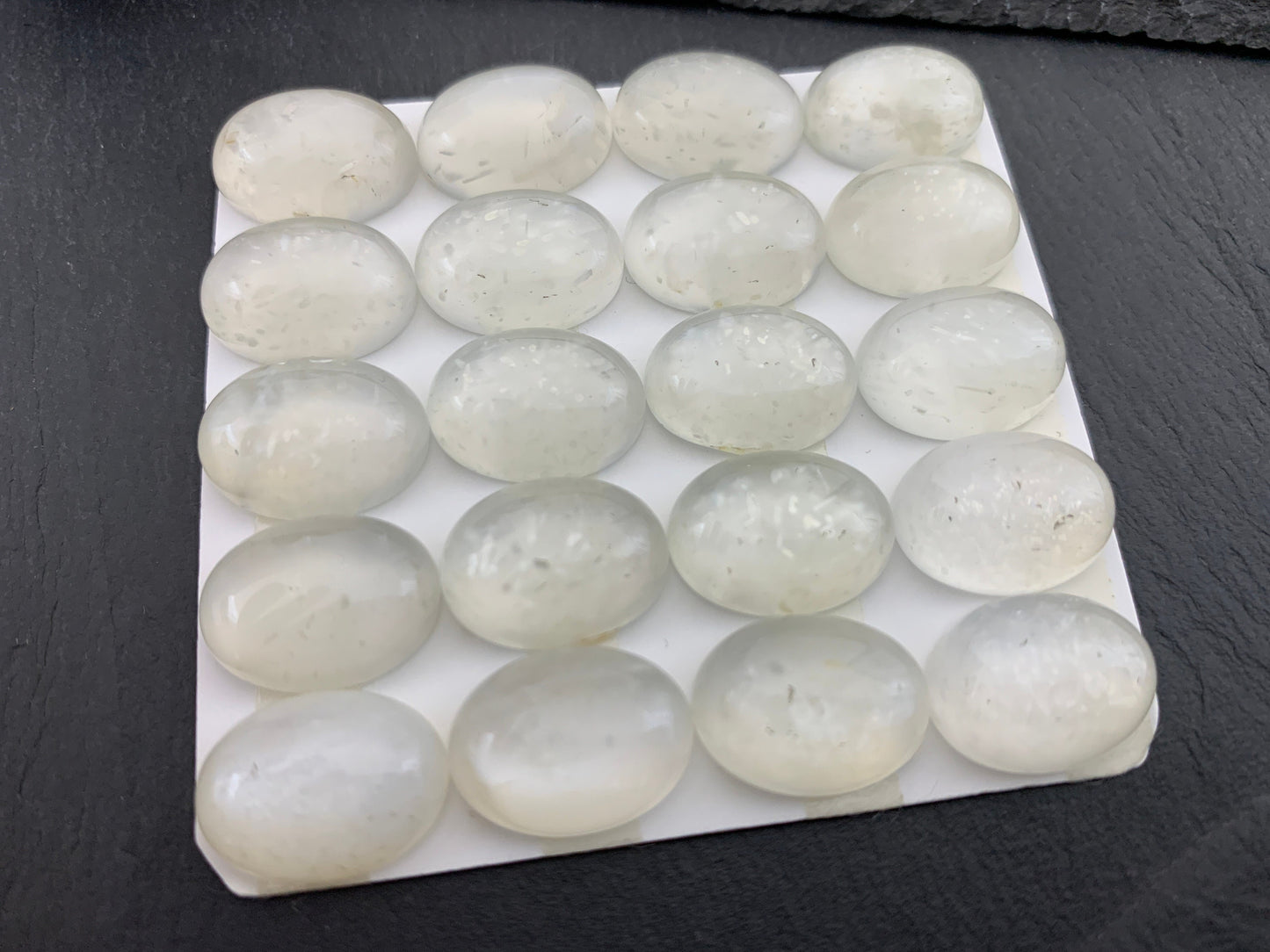 White Moonstone oval 12x16mm cabochon - Calibrated cabochons
