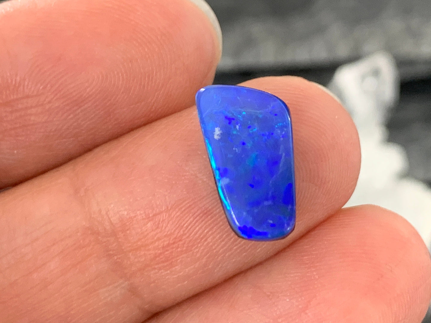 Australian Opal doublet 7x13x4mm cabochon