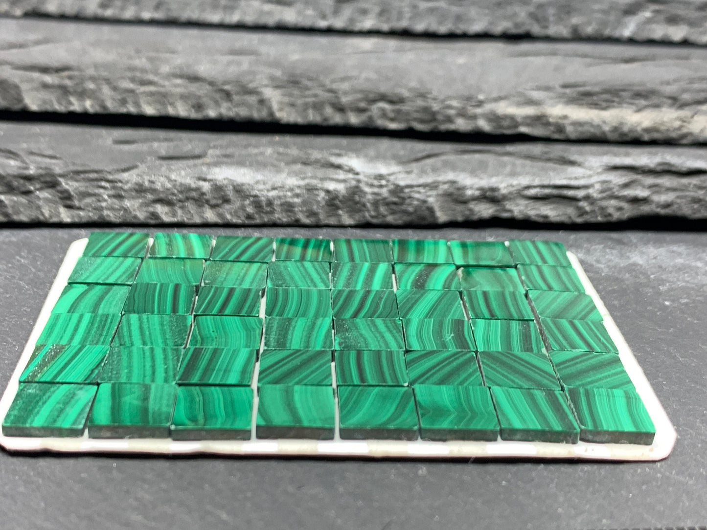 Flat Malachite square 8mm cabochon - Calibrated cabochons