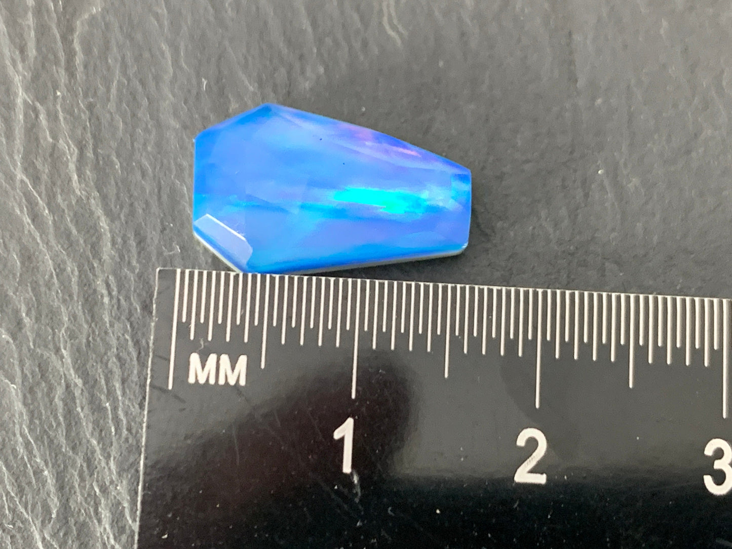 Faceted Aurora Opal coffin 10x16mm cabochon - Doublet cabochons