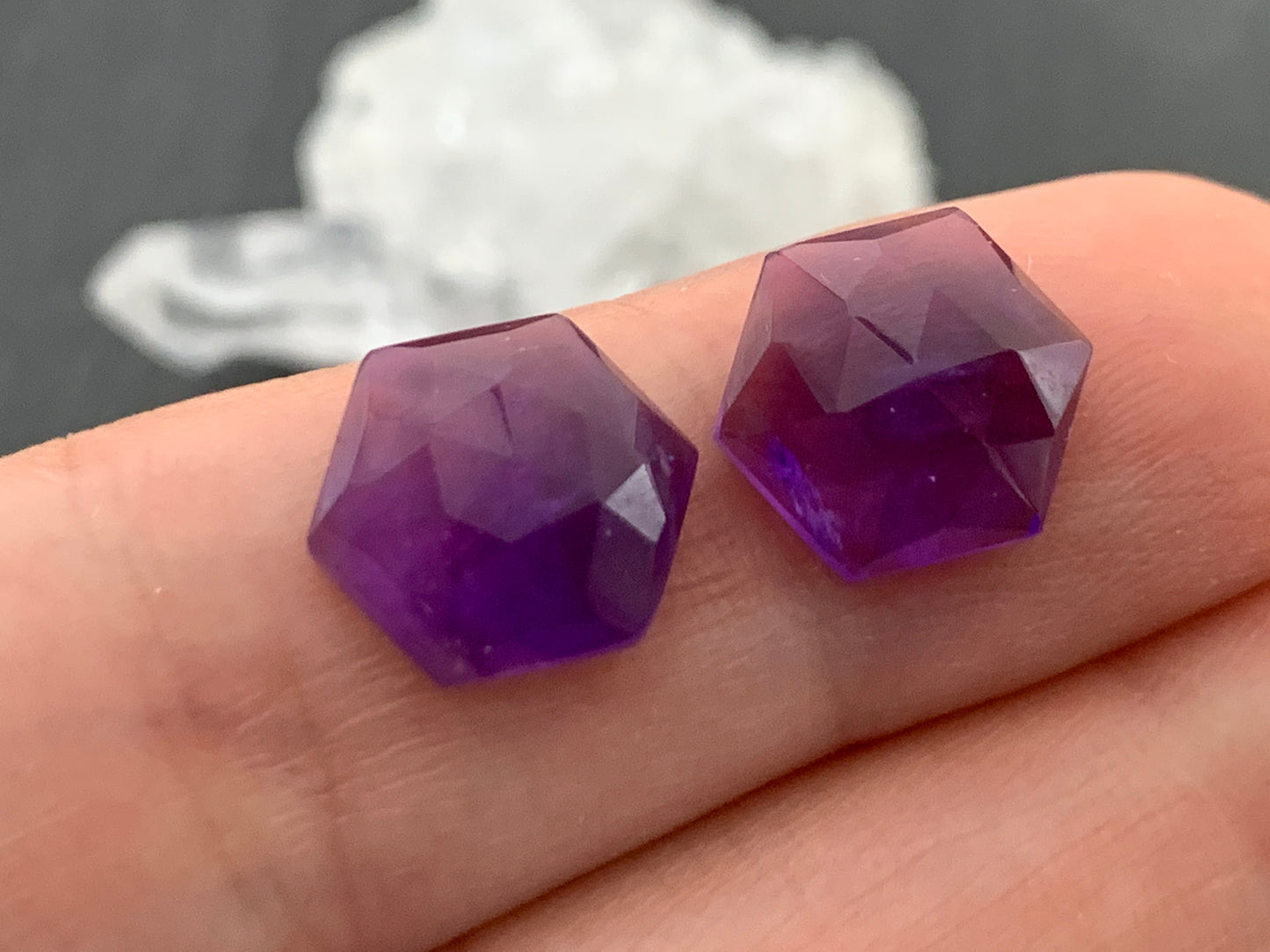 Faceted Amethyst hexagon 10mm Cabochon