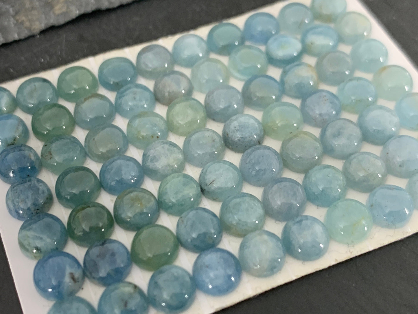 Aquamarine round 6mm cabochon - Calibrated cabochons