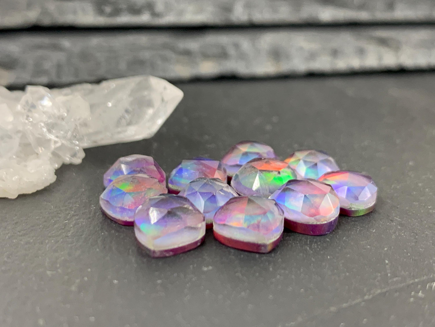 Faceted Aurora Opal pear 8mm cabochon - Doublet cabochons