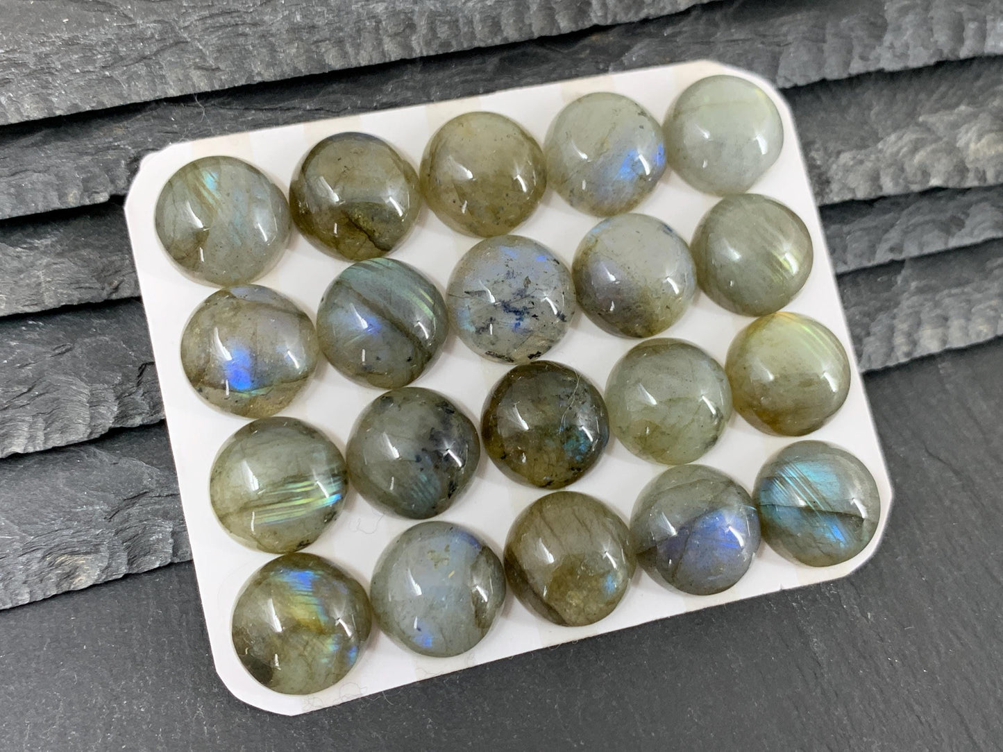 Labradorite round 14mm cabochon - Calibrated cabochons