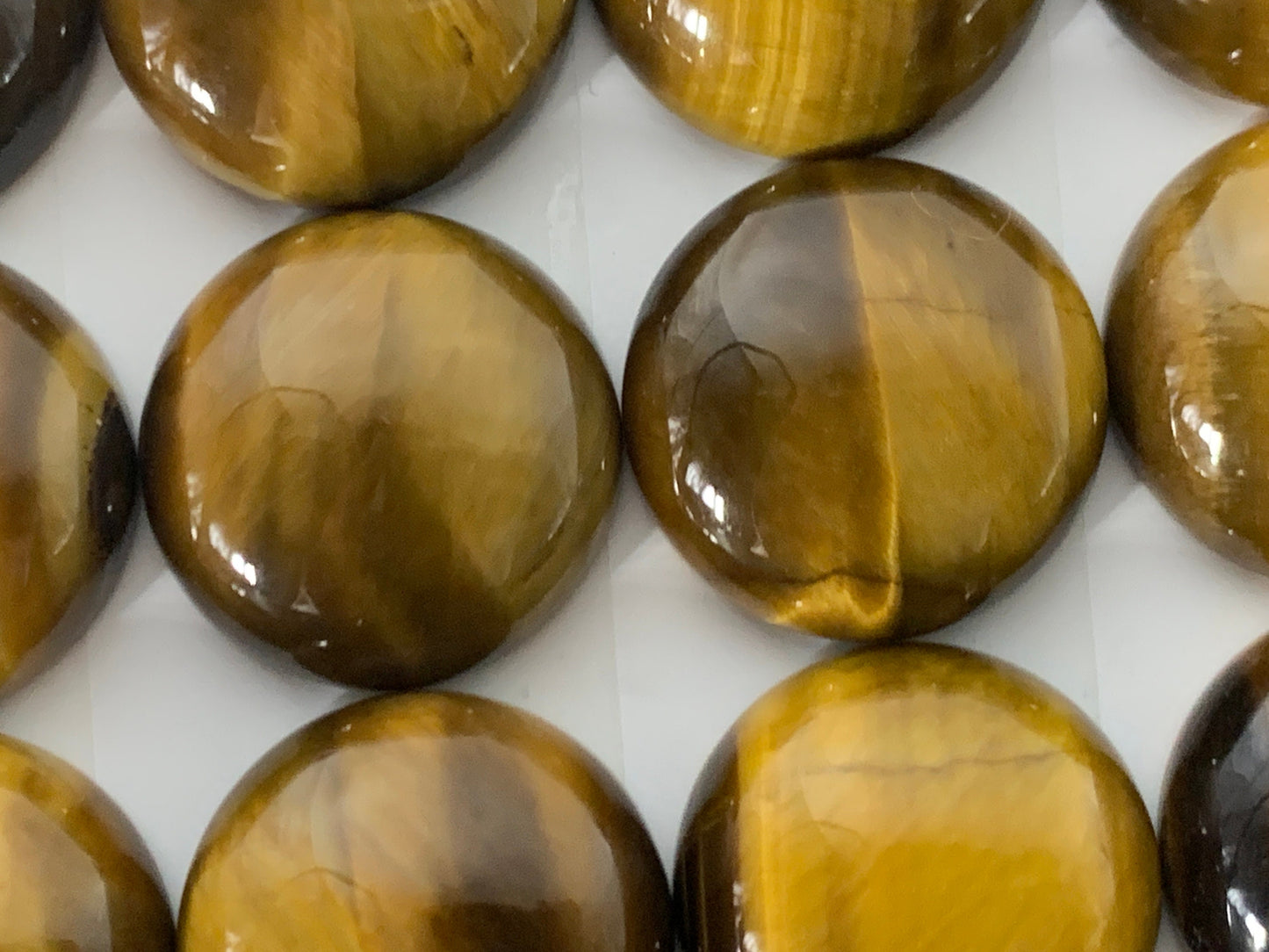 Tiger Eye round 20mm cabochon - Calibrated cabochons