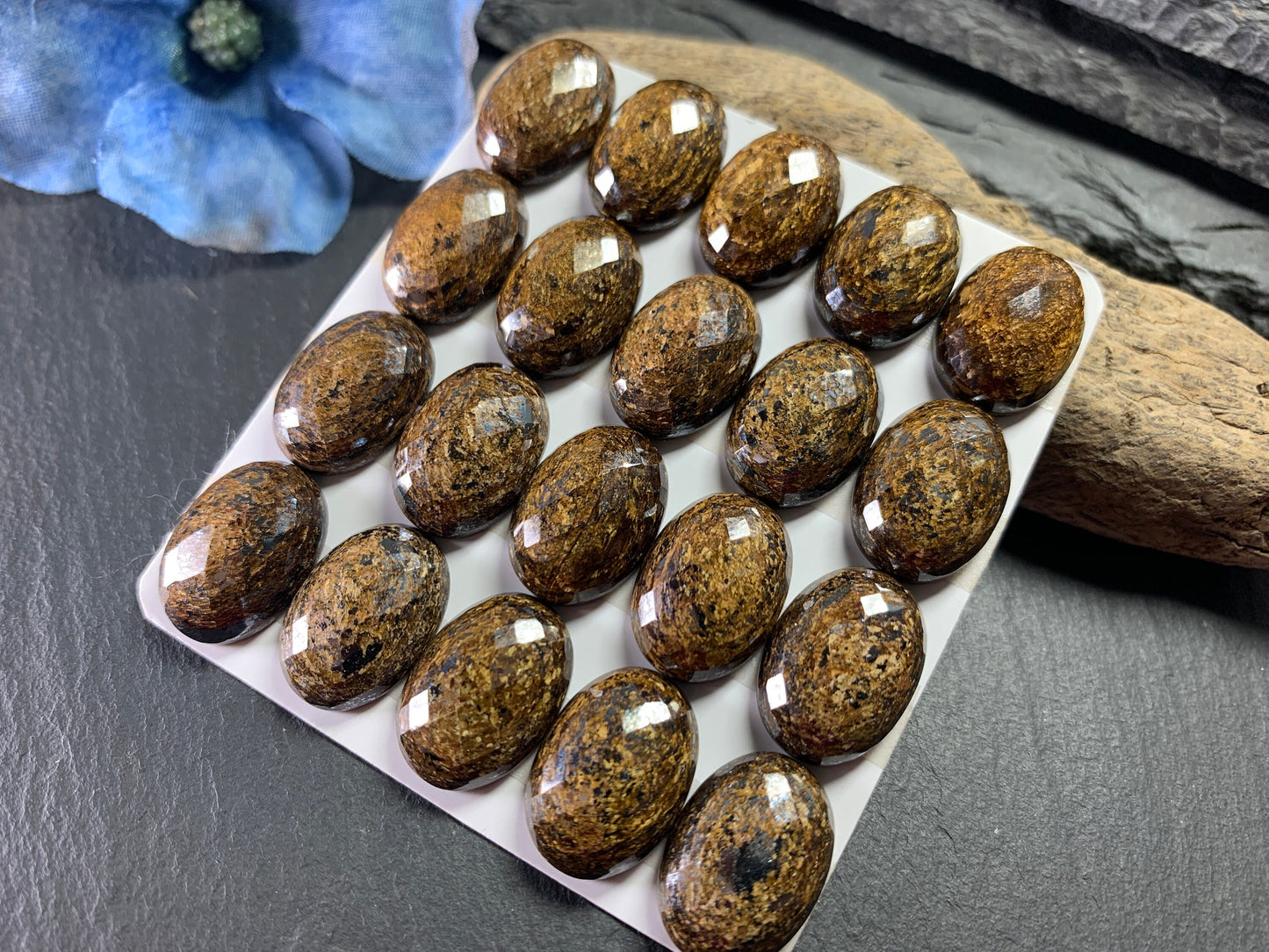 Faceted Bronzite oval 13x18mm cabochon- Calibrated cabochons