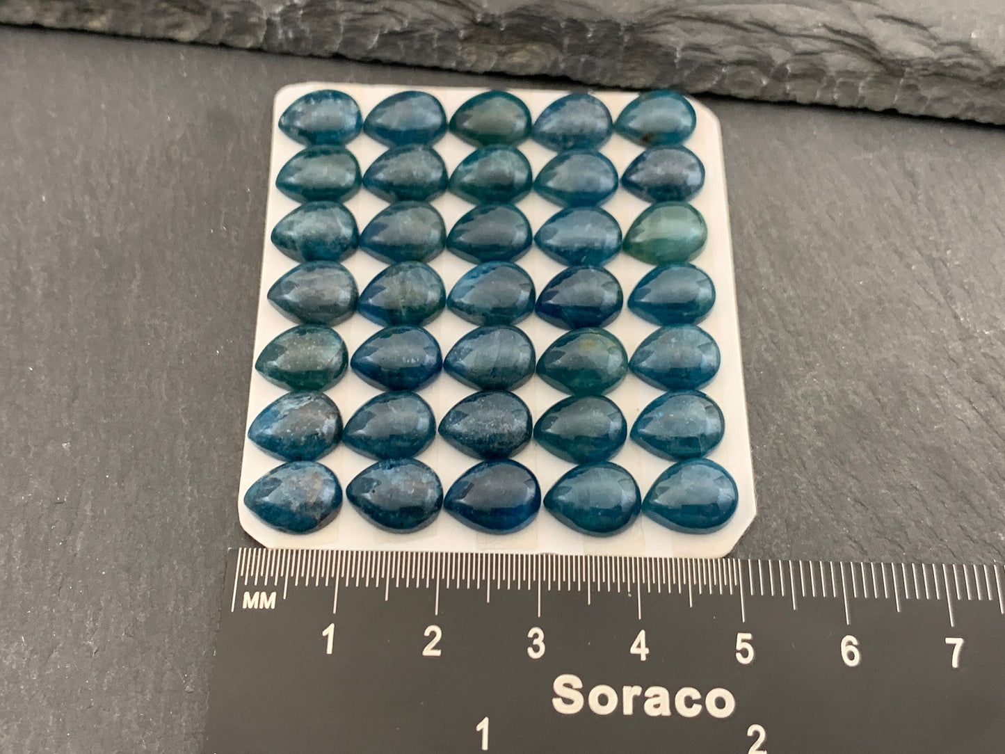 Blue Apatite pear 8x10mm cabochon - Calibrated cabochons