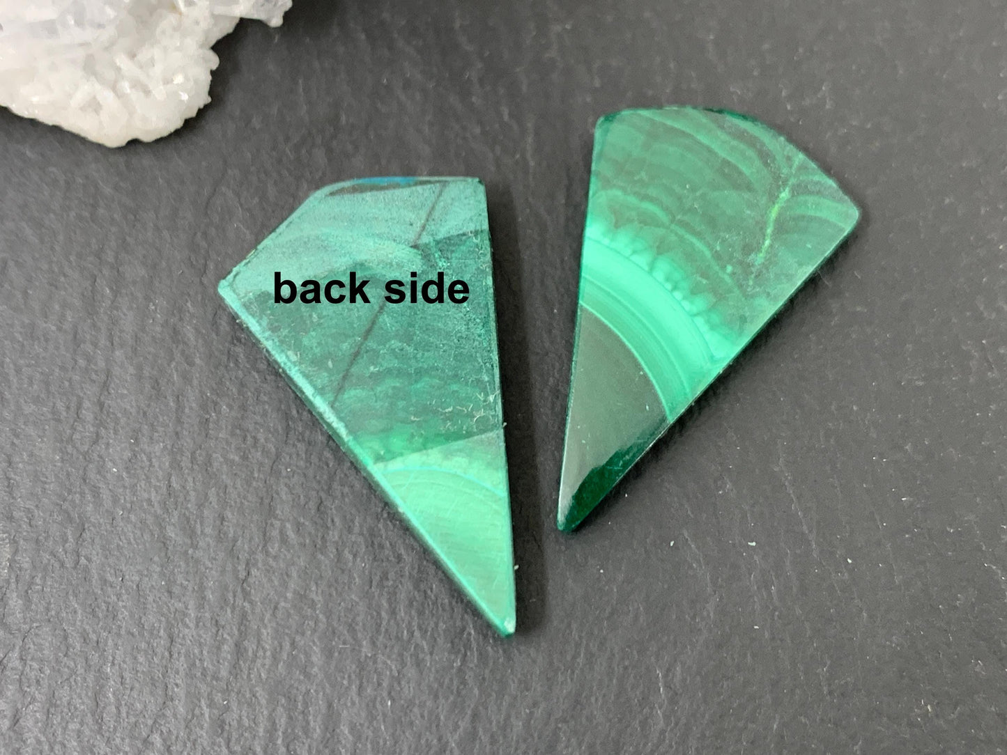 Malachite kite 16x28x3mm cabochon pair