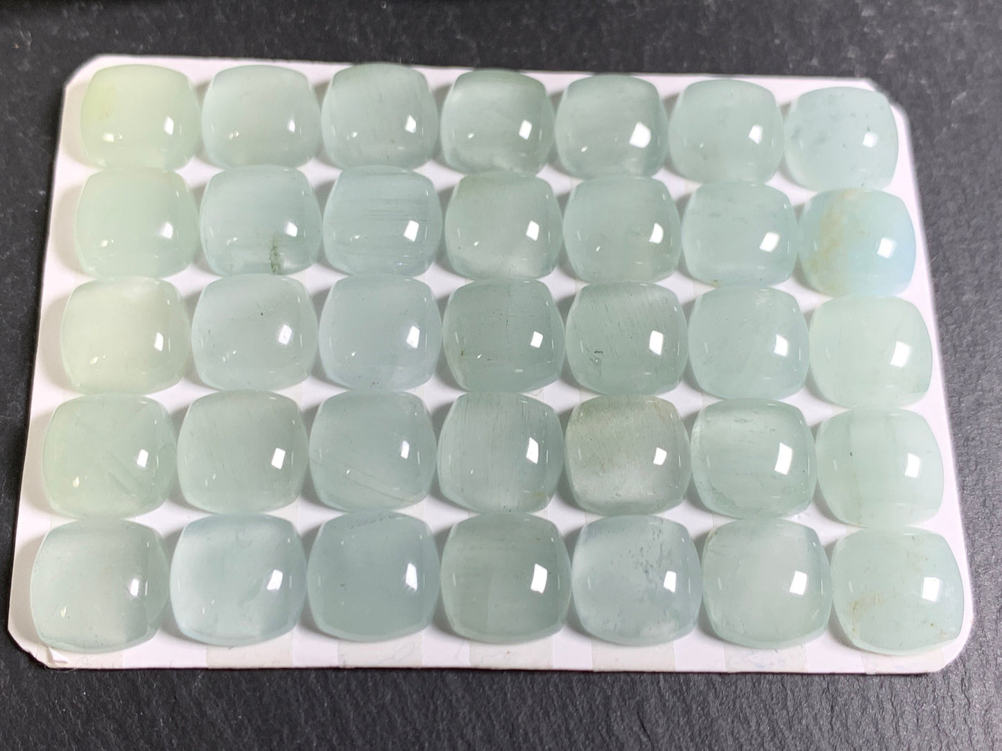 Aquamarine square cushion 10mm cabochon - Calibrated cabochons