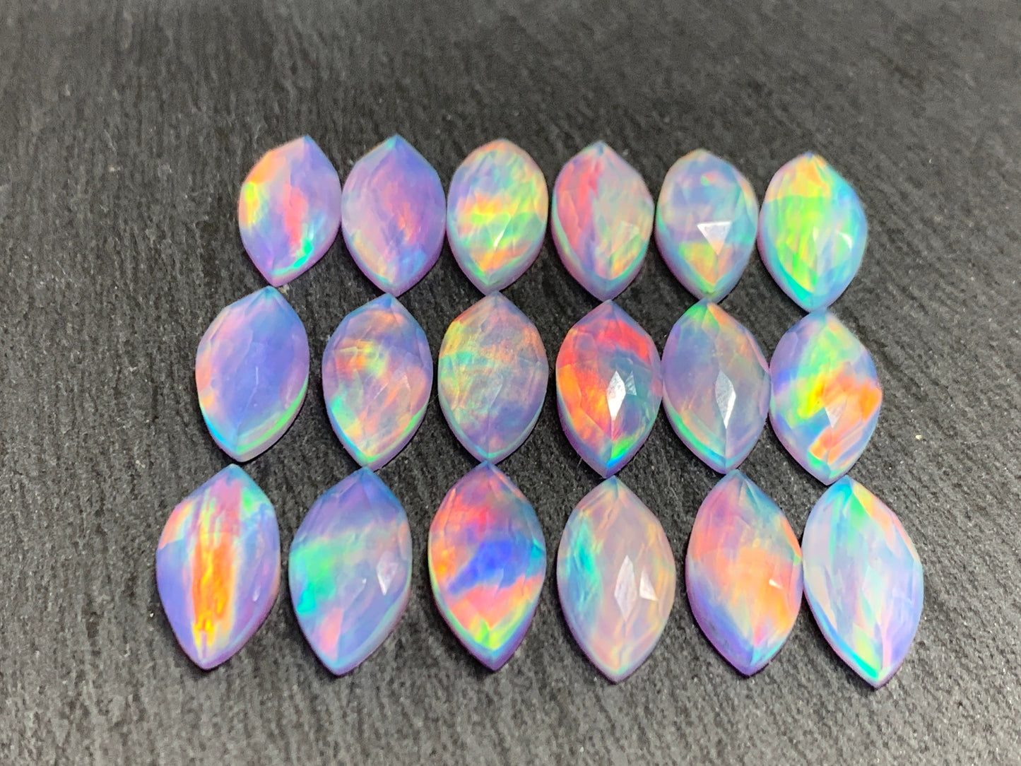Faceted Aurora Opal marquise 8x16mm cabochon - Doublet cabochons