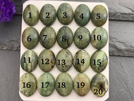 Green Opal oval 12x16mm Cabochon - Calibrated cabochons