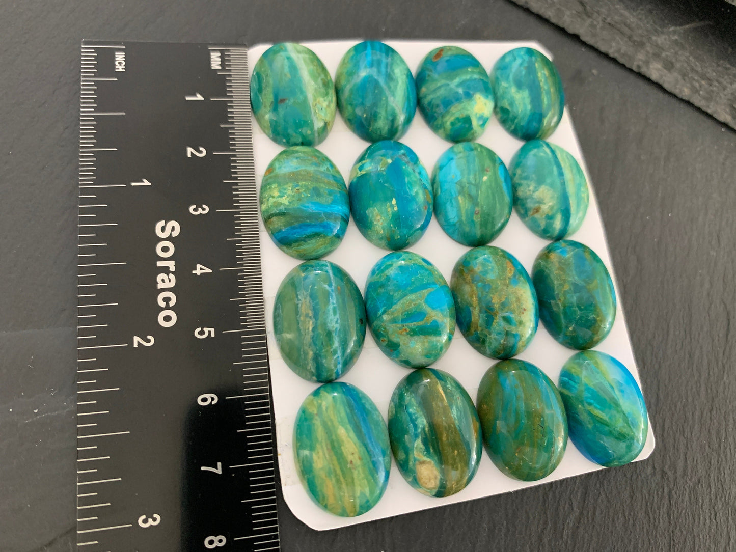 Opaline oval 15x20mm cabochon - Calibrated cabochons-