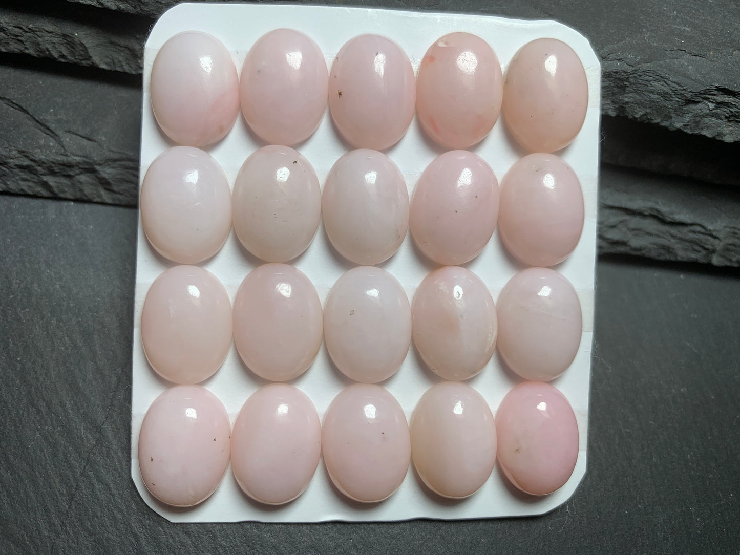 Pink Opal oval 12x16mm cabochon - Calibrated cabochons