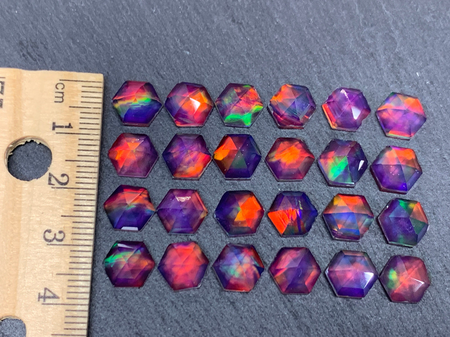 Faceted Aurora Opal hexagon 8mm cabochon - Doublet cabochon