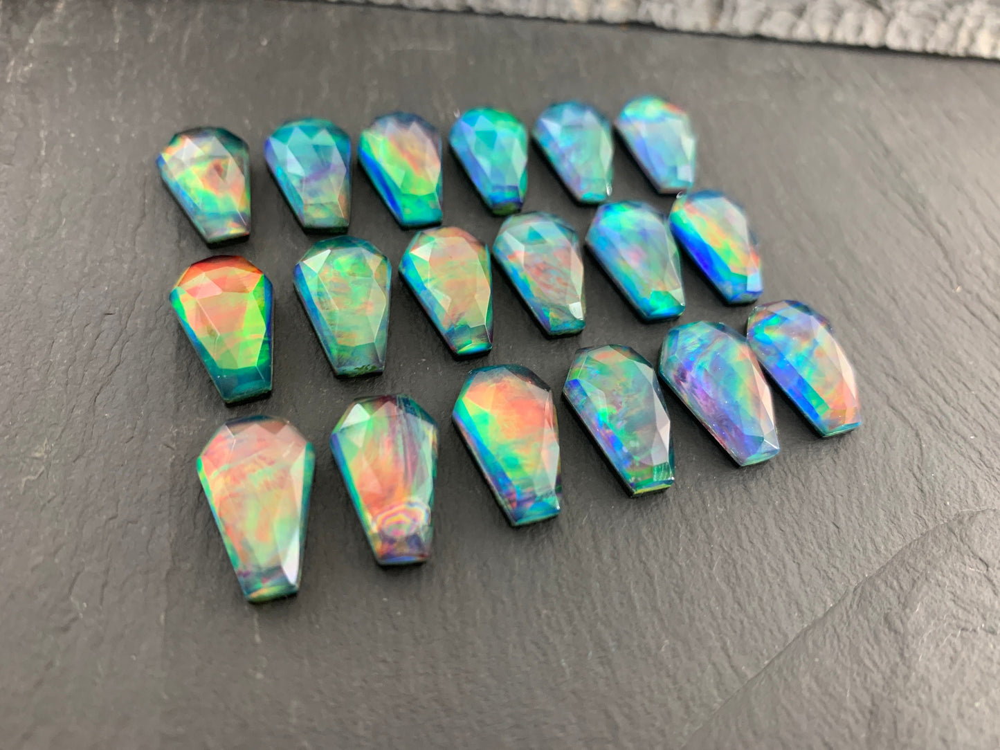 Faceted Aurora Opal coffin 10x16mm cabochon - Doublet cabochons