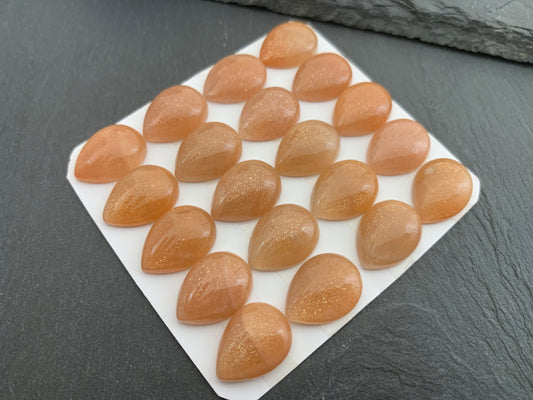 Natural Sunstone Pear Cabochon: GoldSand Gemstone (12x16mm)