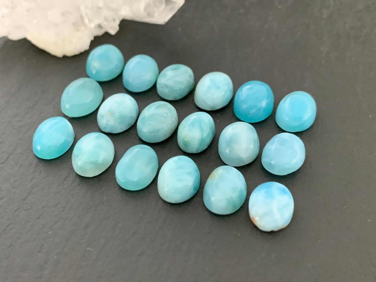 Larimar oval 7x9mm cabochon