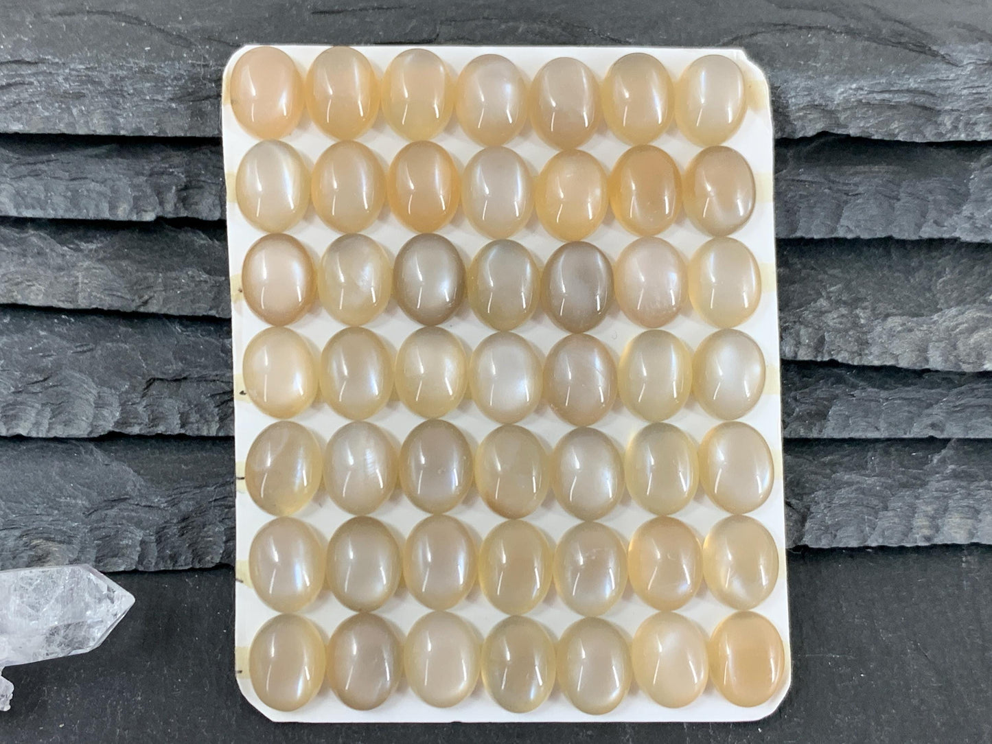 Grey Moonstone oval 8x10mm cabochon - Calibrated cabochons