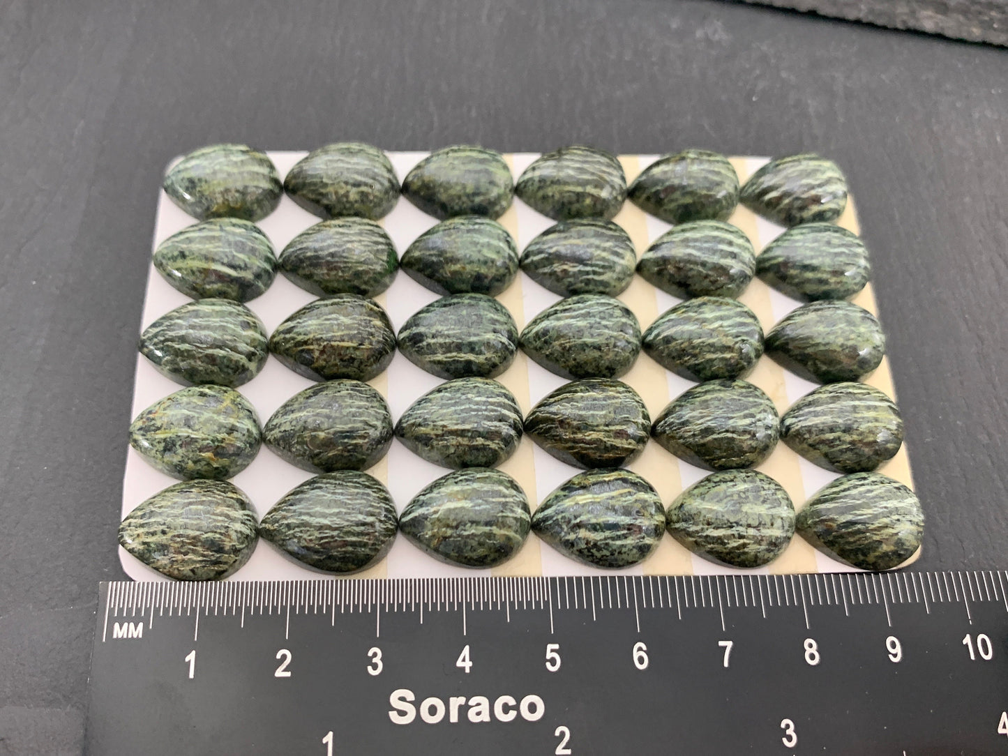 Green Zebra Jasper pear 12x16mm cabochon - Calibrated cabochons