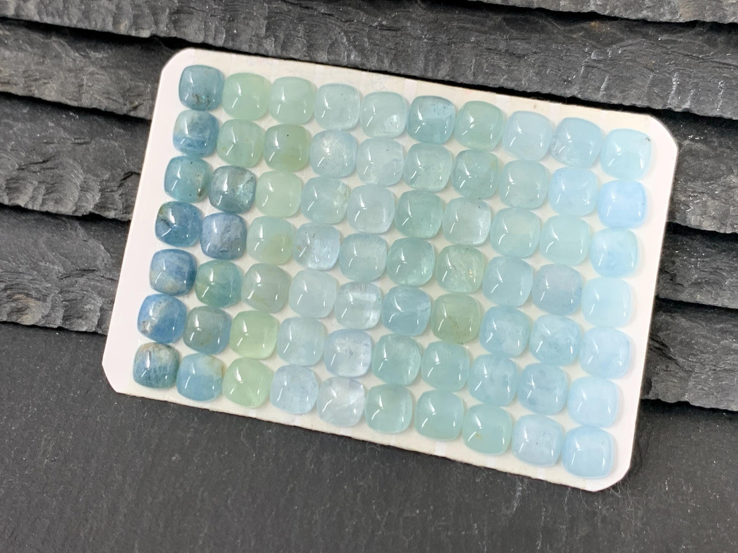 Aquamarine square 6mm cabochon - Calibrated cabochons