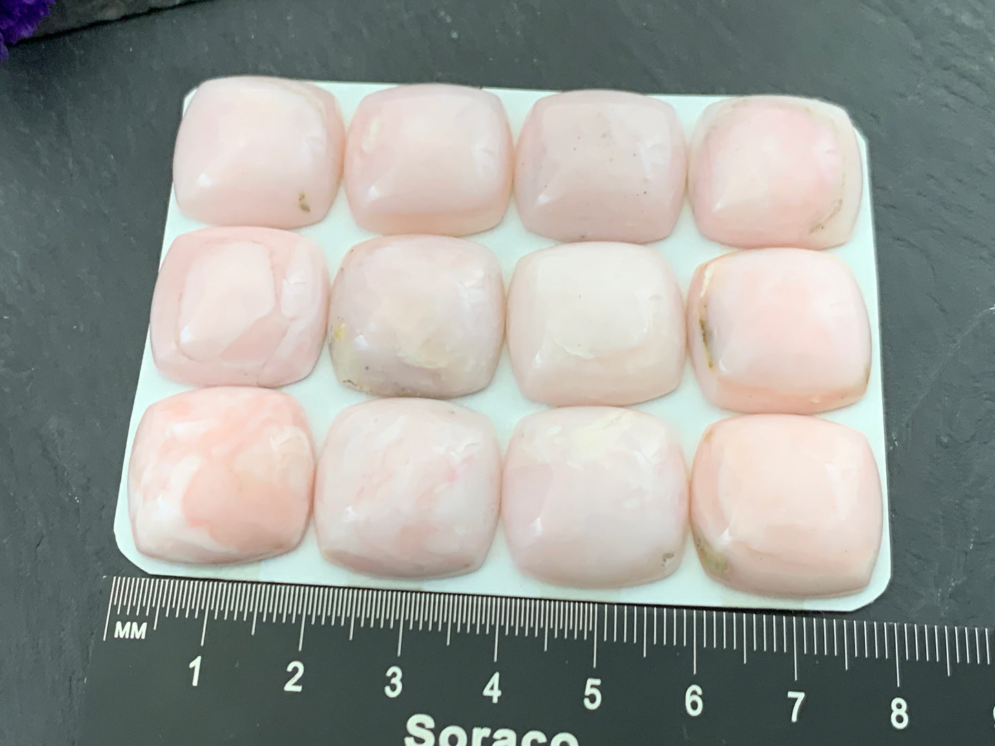 Pink Opal square cushion 20mm cabochon - Calibrated cabochons