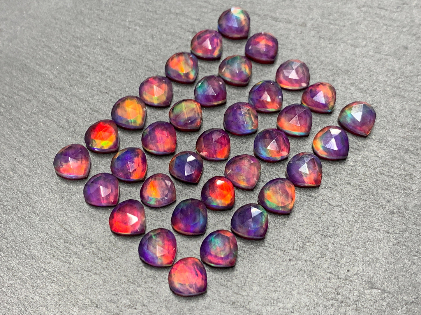 Faceted Aurora Opal pear 8mm cabochon - Doublet cabochons