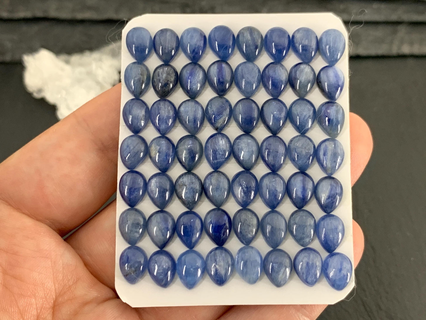 Kyanite pear 6x8mm cabochon