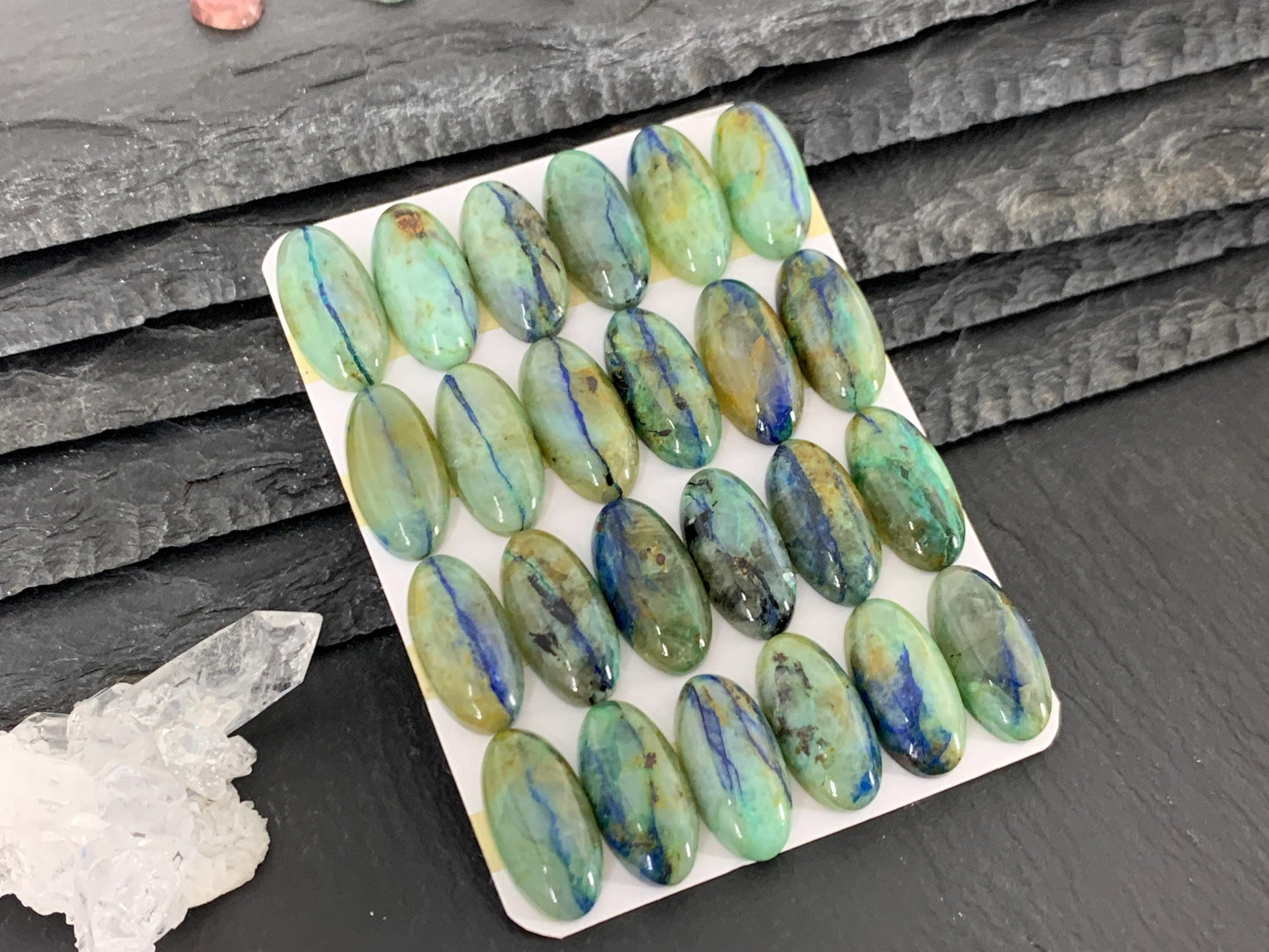 Chrysocolla Quartz oval 10x20mm cabochon - Calibrated cabochons