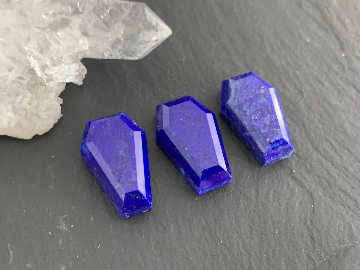 Lapis Lazuli coffin 10x16mm cabochon
