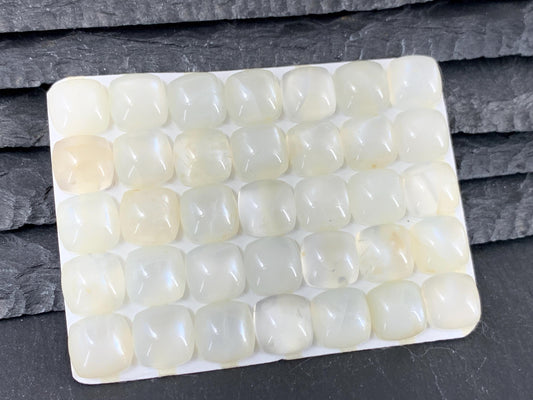 White Moonstone square cushion 10mm cabochon - Calibrated cabochons
