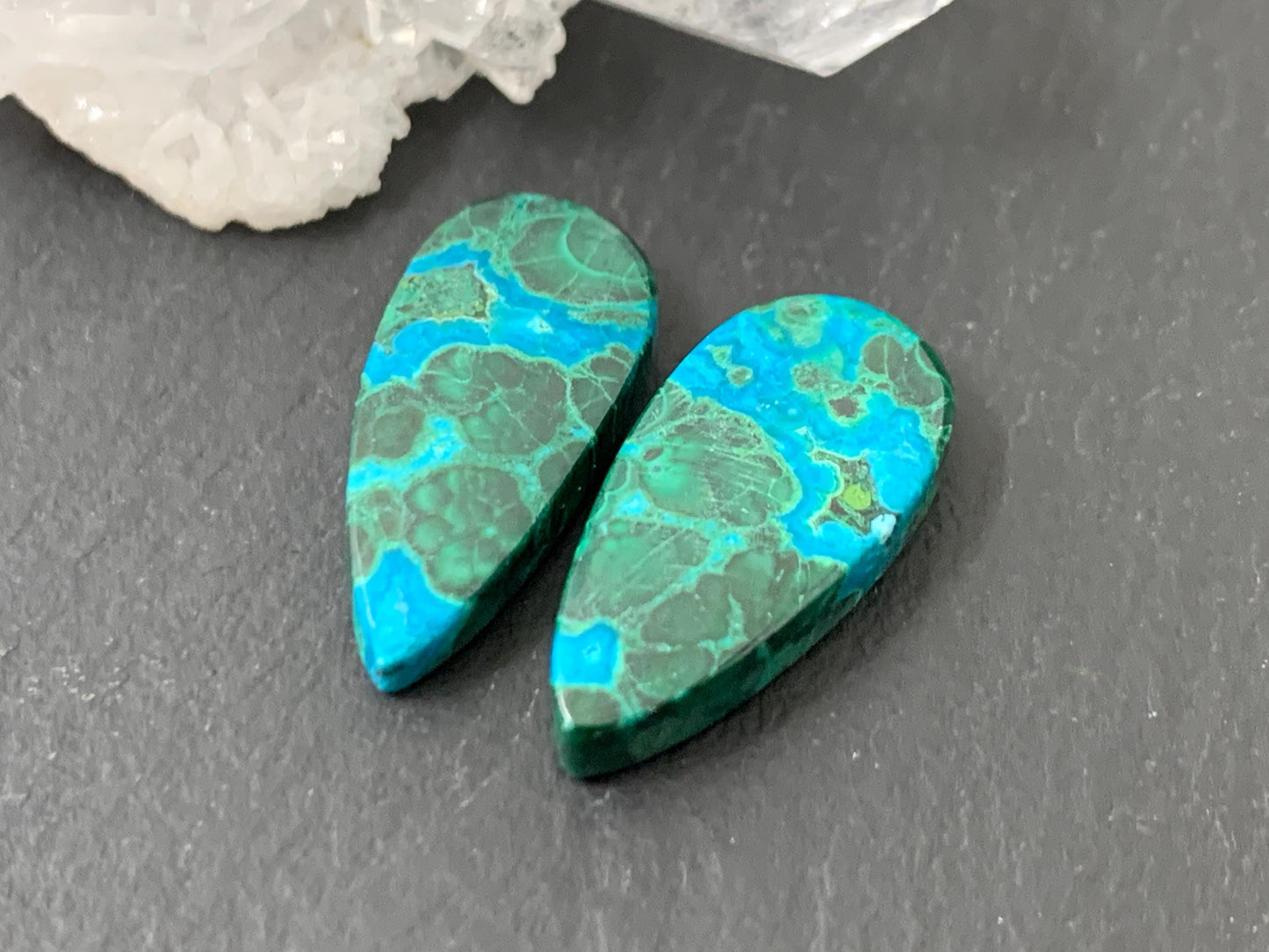 Malachite Chrysocolla pear 9x19x3.5mm cabochon pair