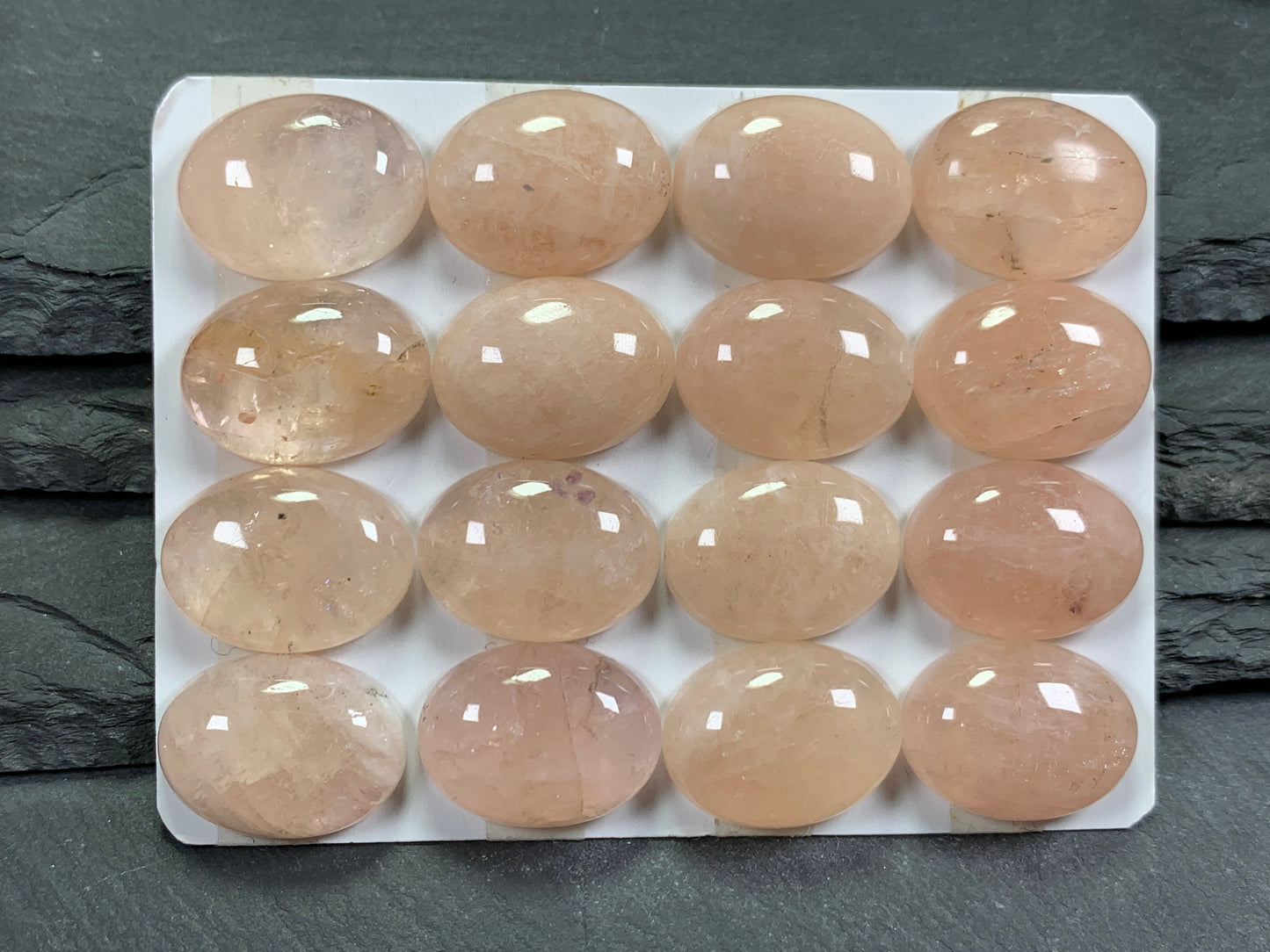 Morganite oval 15x20mm cabochon - Calibrated cabochons