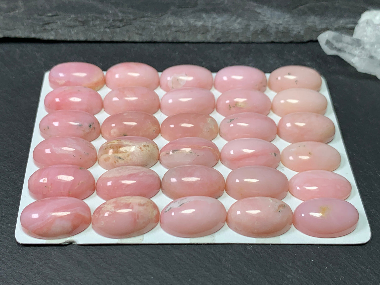 Pink Opal oval 10x16mm cabochon - Calibrated cabochon