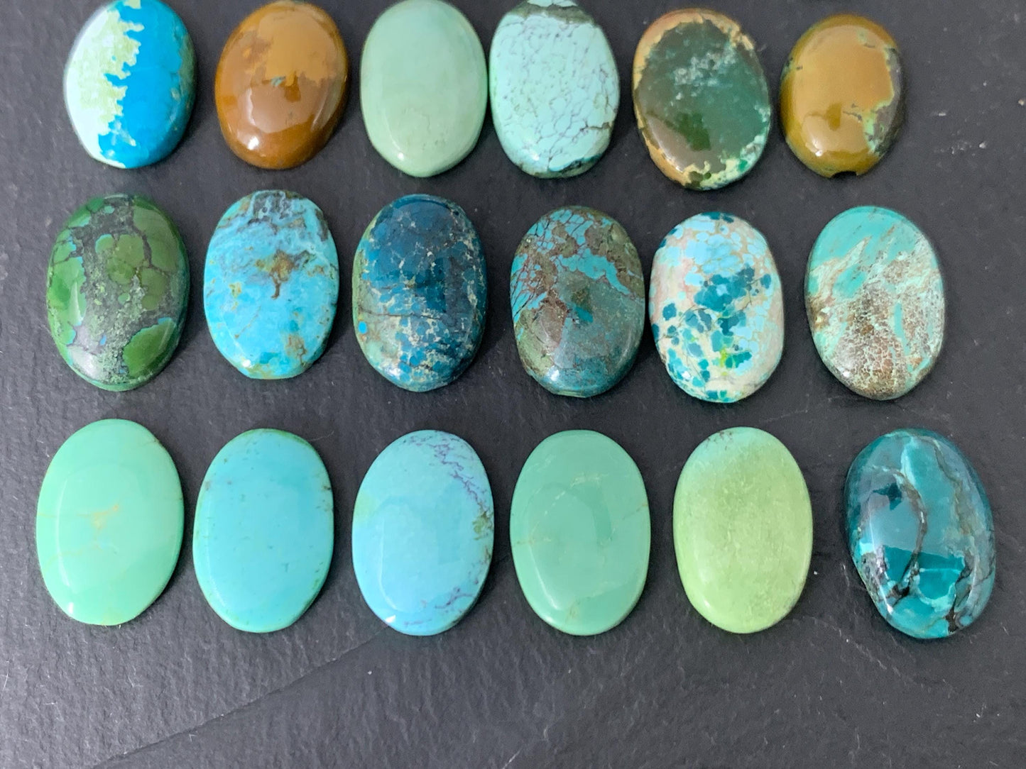 Tibetan Turquoise oval 10x15mm cabochon