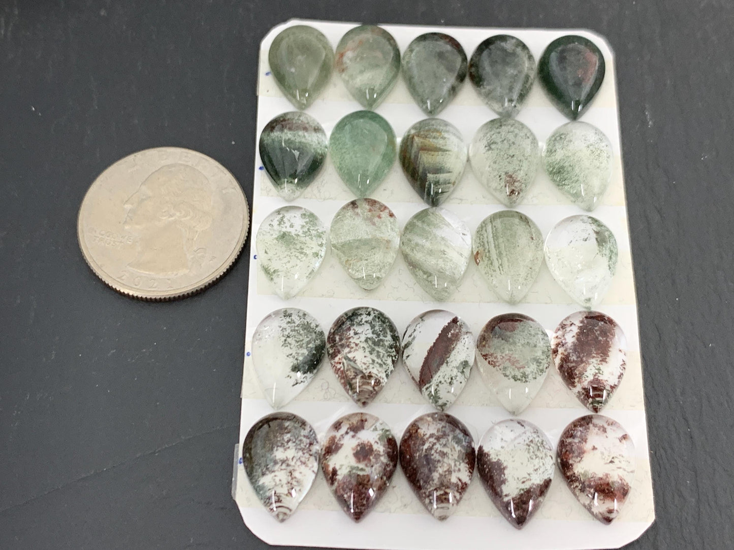 Green Phantom Crystal pear 10x14mm cabochon - Calibrated cabochons