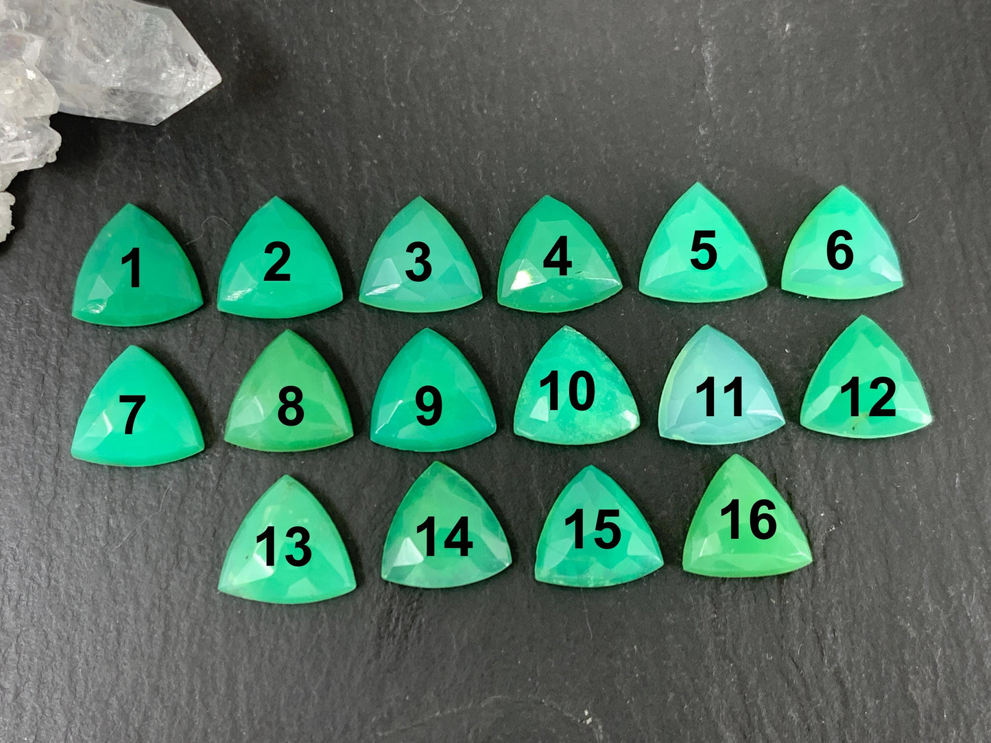 Faceted Chrysoprase trilangle 10mm cabochon