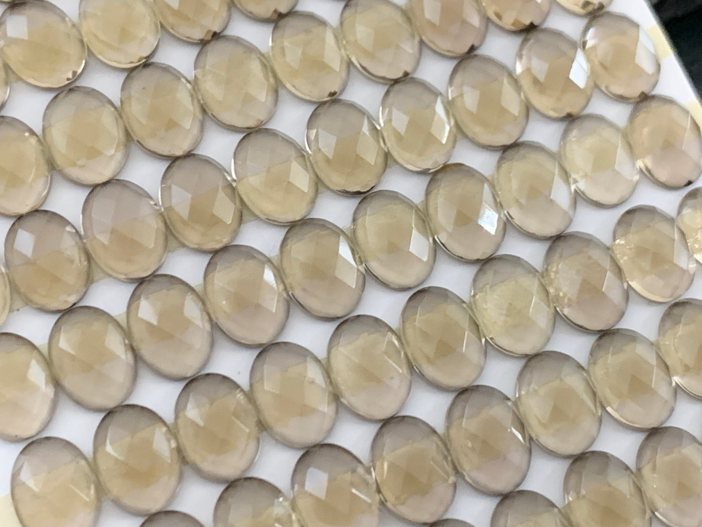 Faceted Smokey Quartz oval 6x8mm cabochon - Calibrated cabochons
