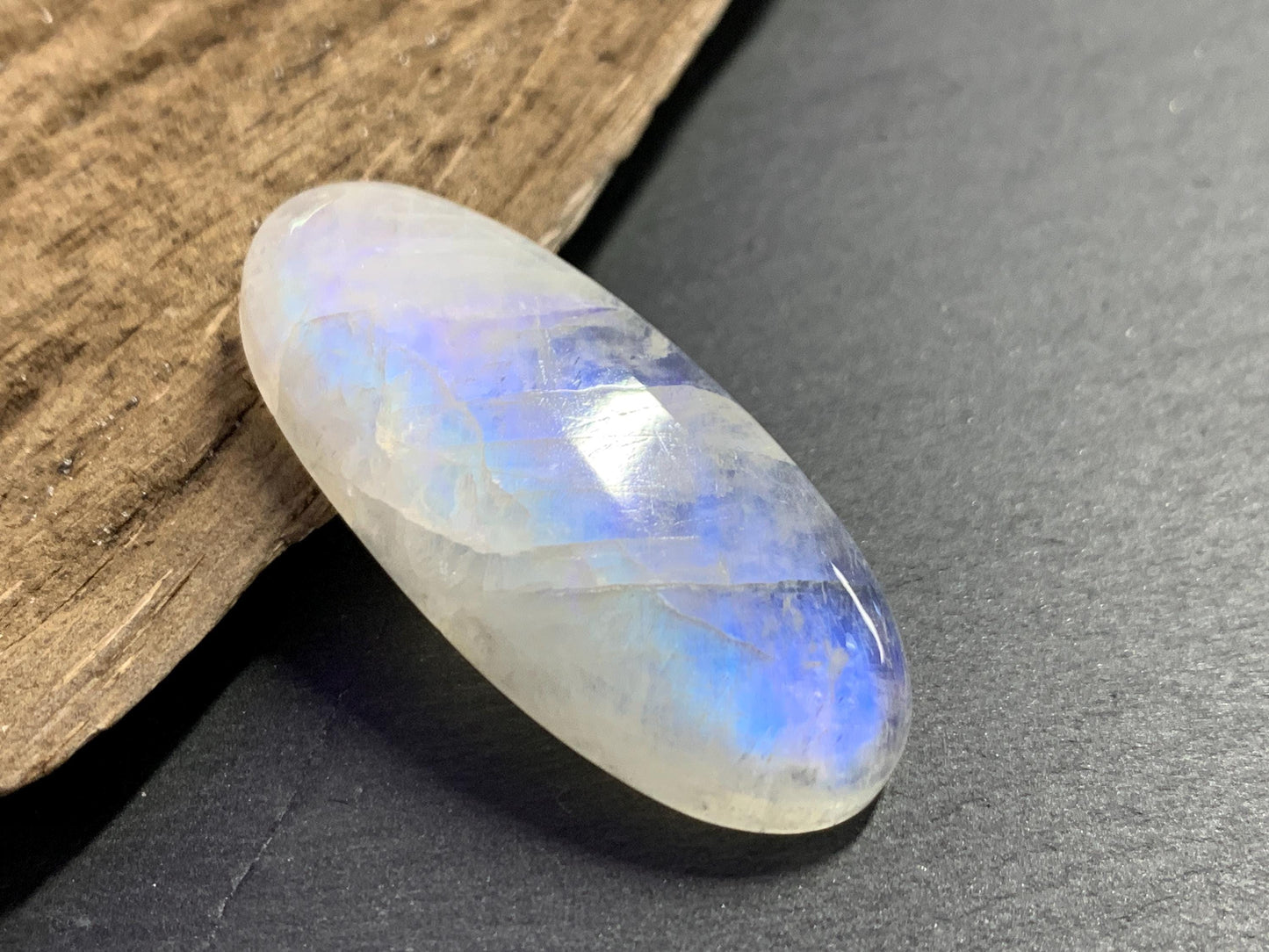 Rainbow Moonstone oval 37x17x7mm cabochon