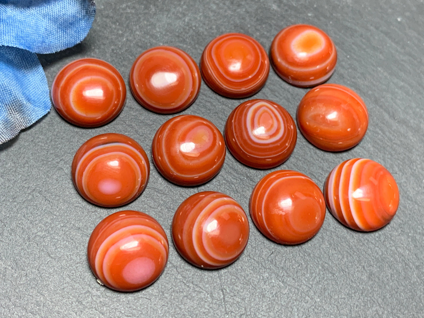 Red Agate round 15mm cabochon- Calibrated cabochons