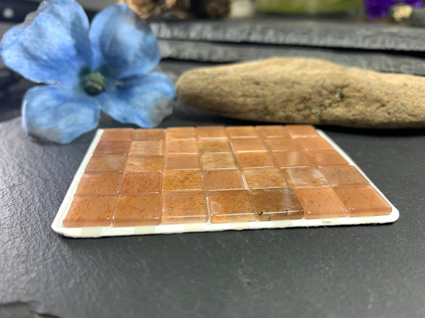 Flat Gold Sunstone square 10mm cabochon - calibrated cabochons
