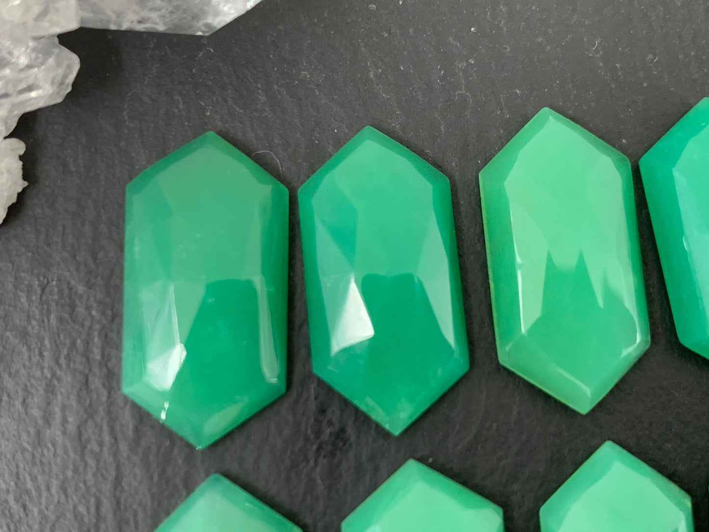 Faceted Chrysoprase hexagon 10x20mm cabochon