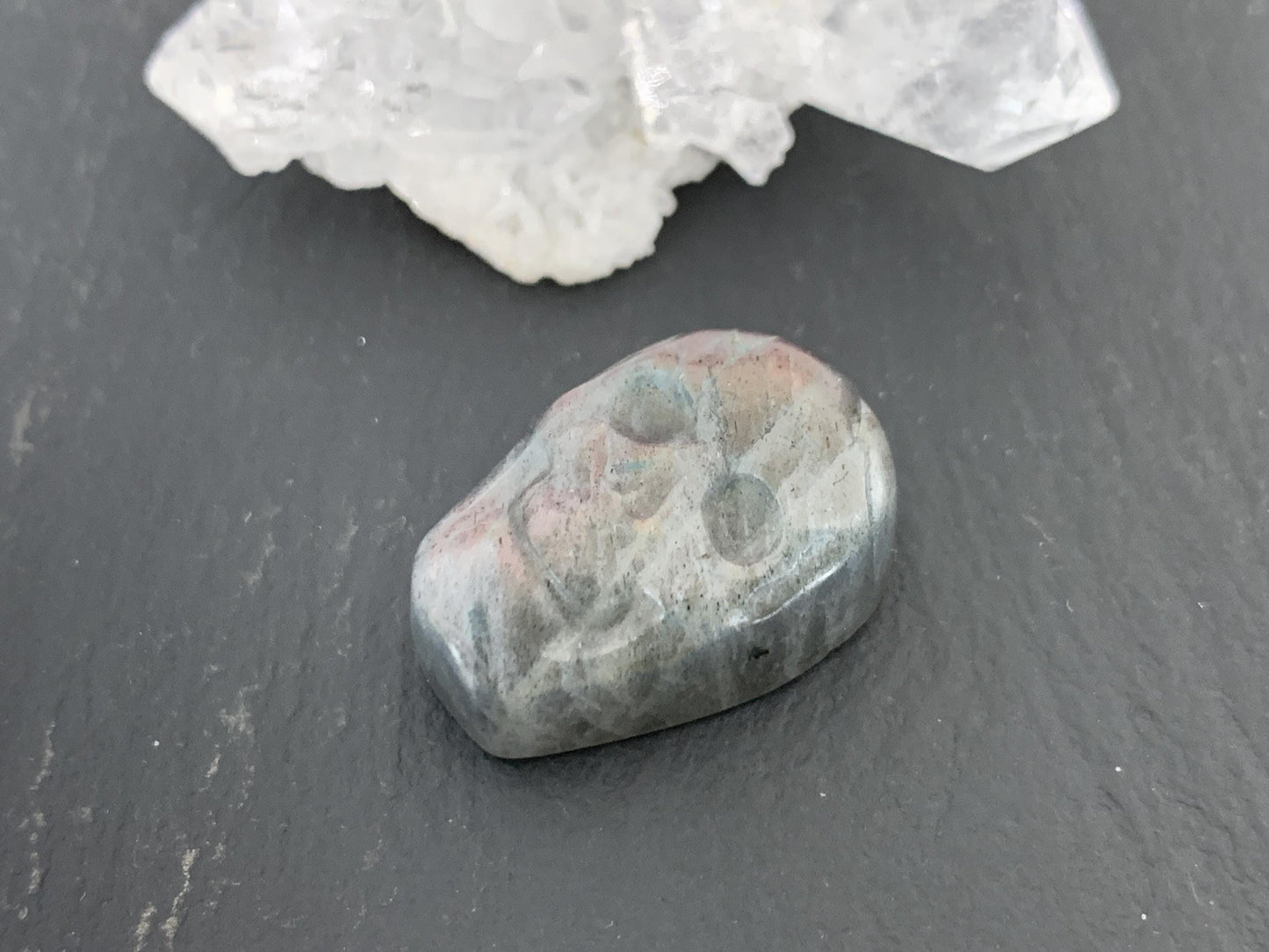Labradorite Skull Cabochon 15x21mm, Labradorite Skull, Natural Gemstone, Halloween Jewelry, Handcrafted Accessory