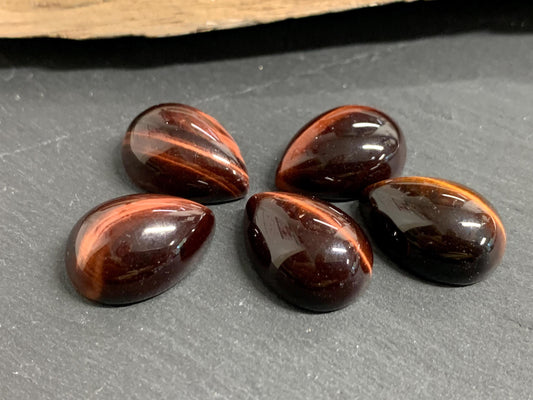 Red Tiger Eye pear 13x18mm cabochon - Calibrated cabochons