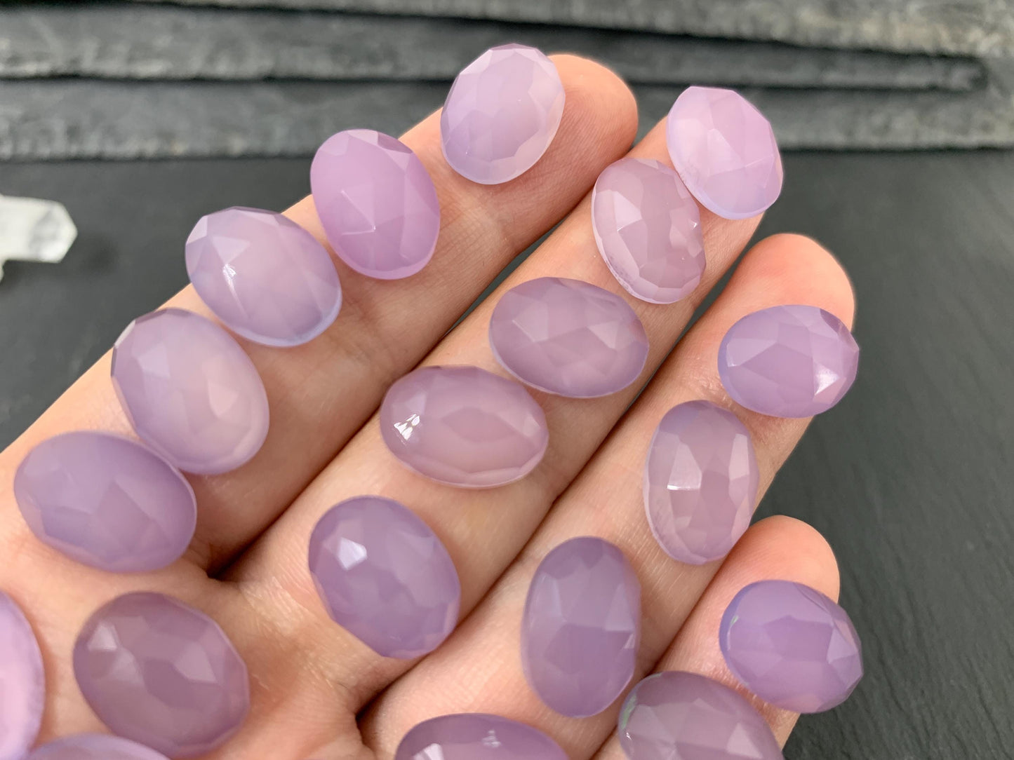Lavender Chalcedony oval 10x14mm cabochon