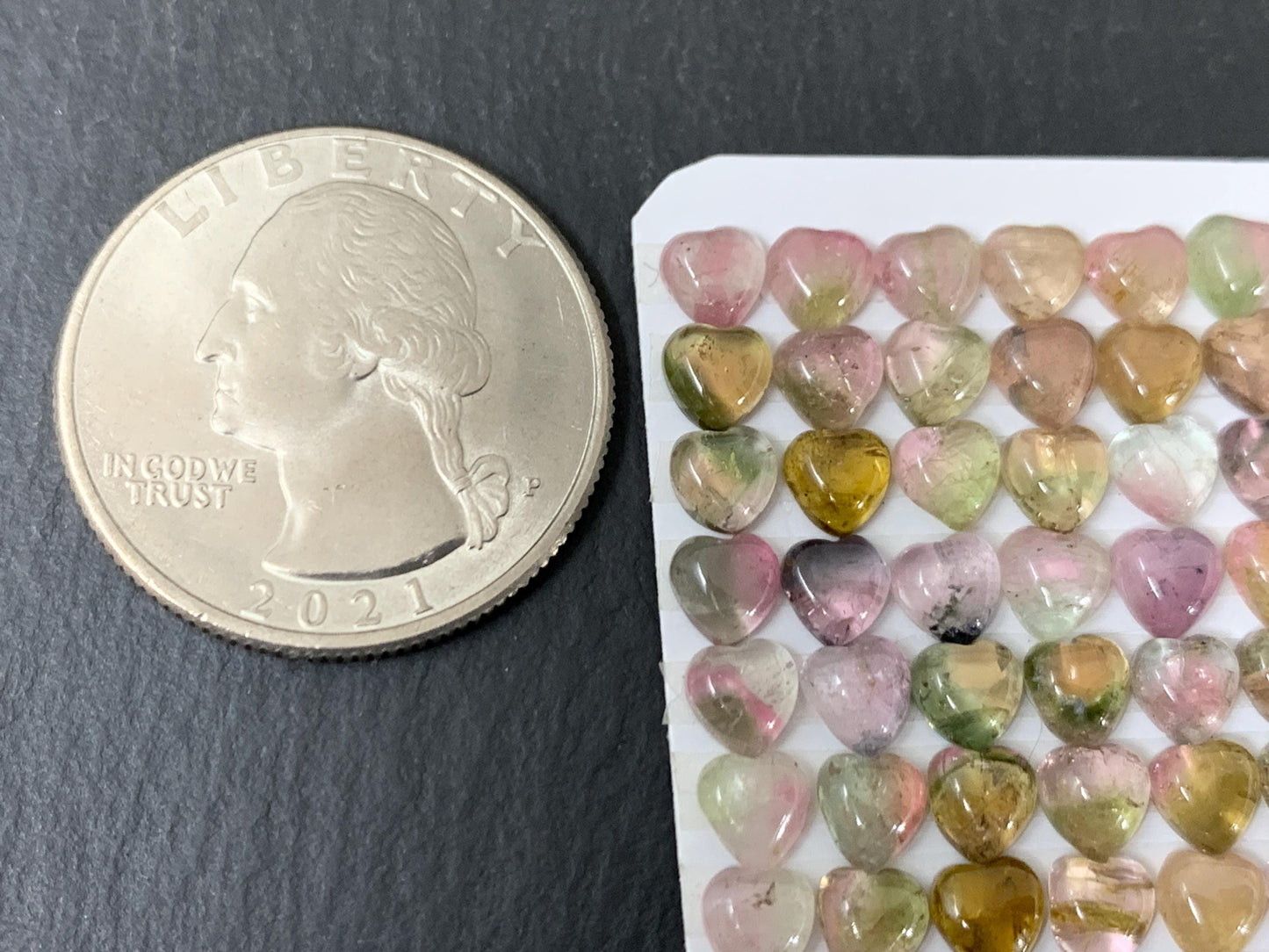 Tourmaline heart 5mm cabochon - Calibrated cabochons