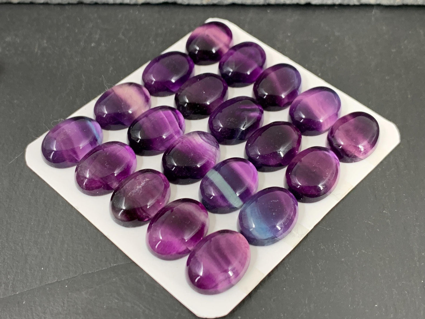 Purple Fluorite oval 12x16mm cabochon - Calibrated cabochons