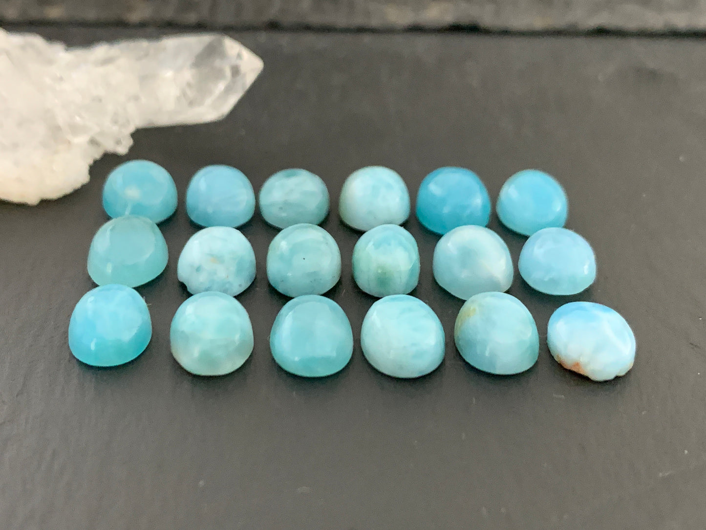 Larimar oval 7x9mm cabochon